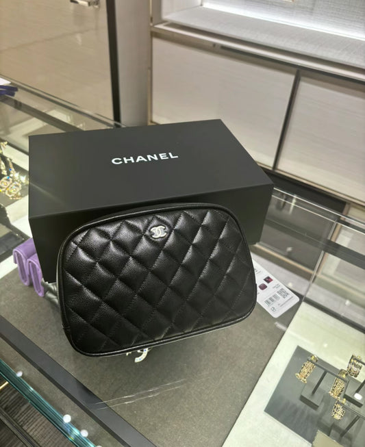 Chanel 盥洗包大款